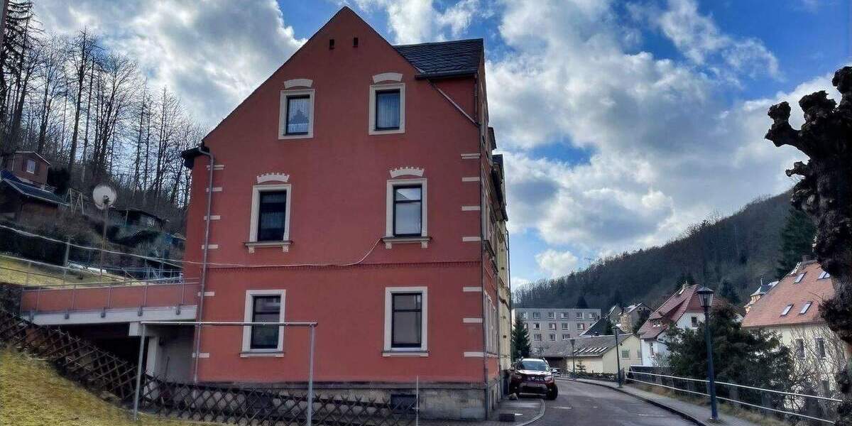 Doppelhaushälfte Glashütte - 7 Zimmer, 130 m&sup2;, 275.000&euro; | Angebot:25899912