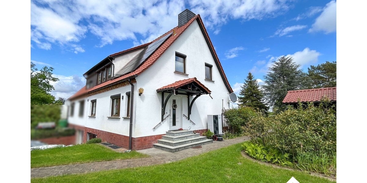Gepflegte Doppelhaushälfte mit moderner Energietechnik und großem Grundstück - Doppelhaushälfte Zielitz Börde | Angebot:26624583