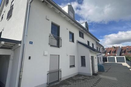 Wohnung Ergolding - 3 Zimmer, 82 m&sup2;, 1.300&euro; | Angebot:25757420