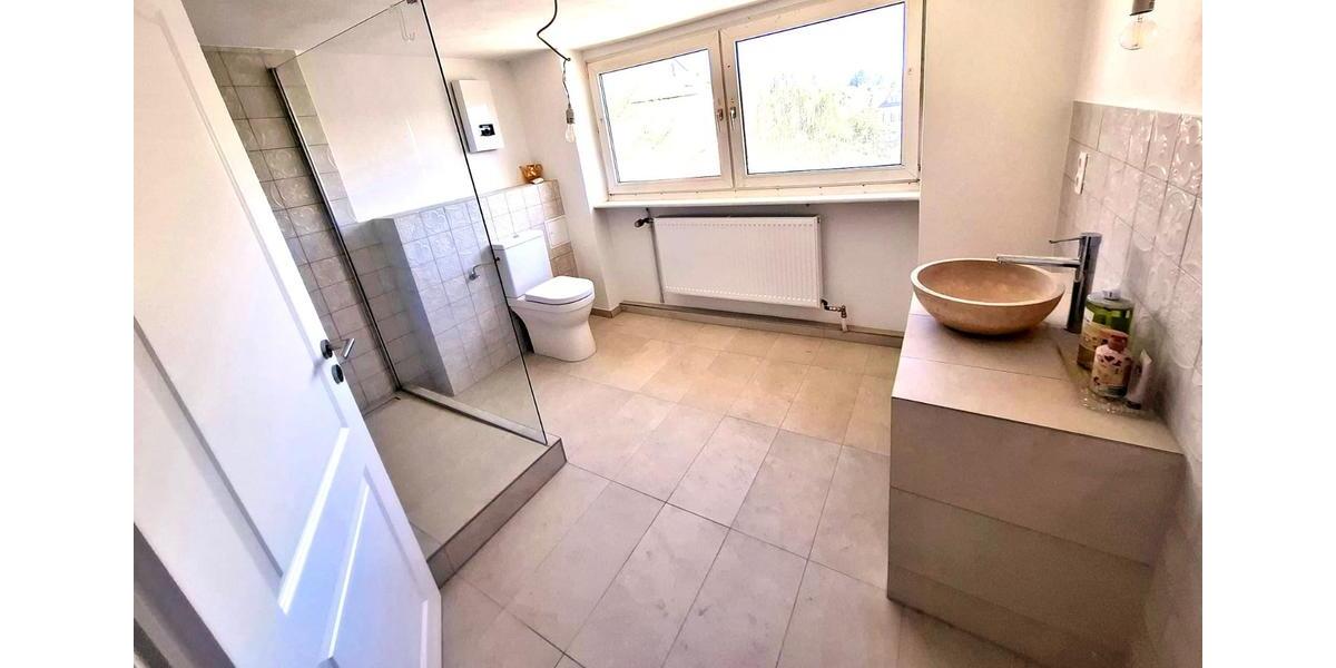 Etagenwohnung Mayen - 7 Zimmer, 172 m&sup2;, 225.000&euro; | Angebot:24670021