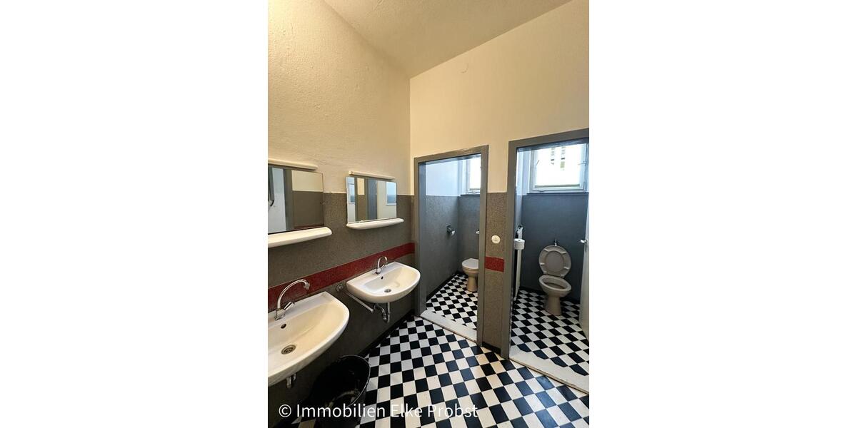 Gewerbeobjekt Schwarzhofen - 650&euro; | Angebot:26105727