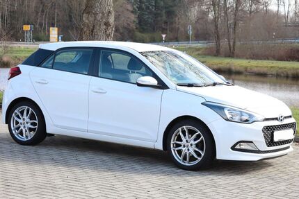 Hyundai i20 100.596 km 6.800 &euro; Papenburg 26871
