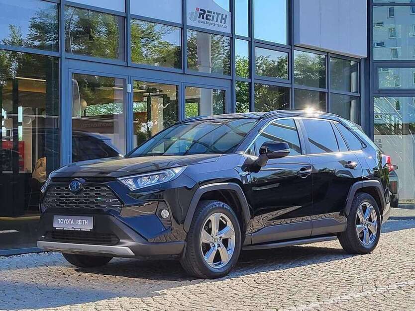 RAV 4