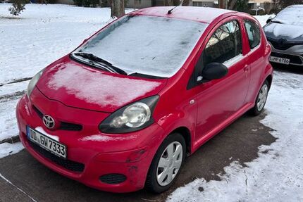 Toyota Aygo (X) 74.000 km 1.700 &euro; Berlin 12307