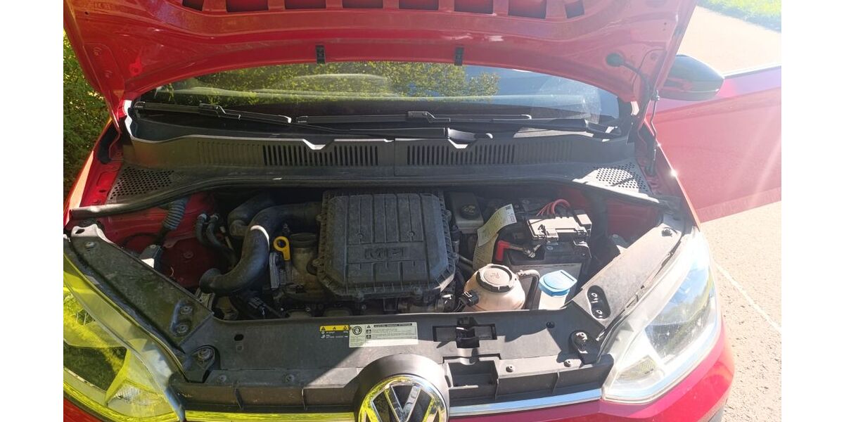 VW up! 110.000 km 5.500 &euro; Bad Urach 72574