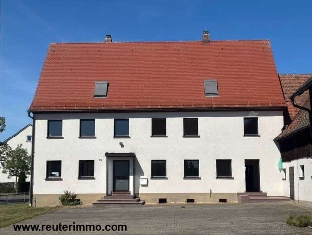 Haus zum Mieten in Heroldsbach 1.300 € 208 m²