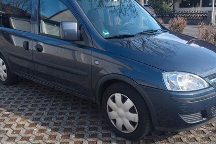 Opel Combo 102.500 km 2.800 &euro; Niederwerrn 97464