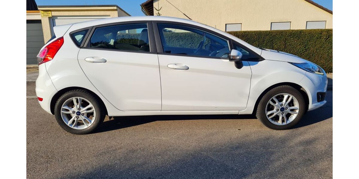Ford Fiesta 100.300 km 6.000 &euro; Erdmannhausen 71729