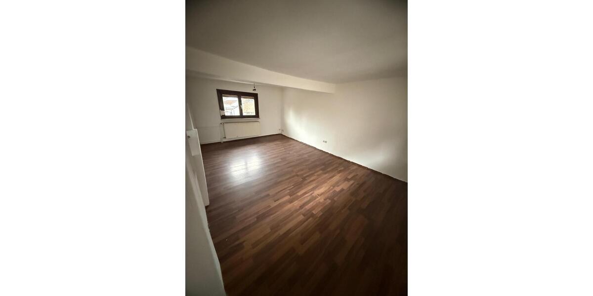 Einfamilienhaus Runkel - 5 Zimmer, 120 m&sup2;, 1.200&euro; | Angebot:24748814