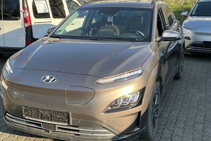 Hyundai KONA 77.600 km 18.000 &euro; Bonn 53227