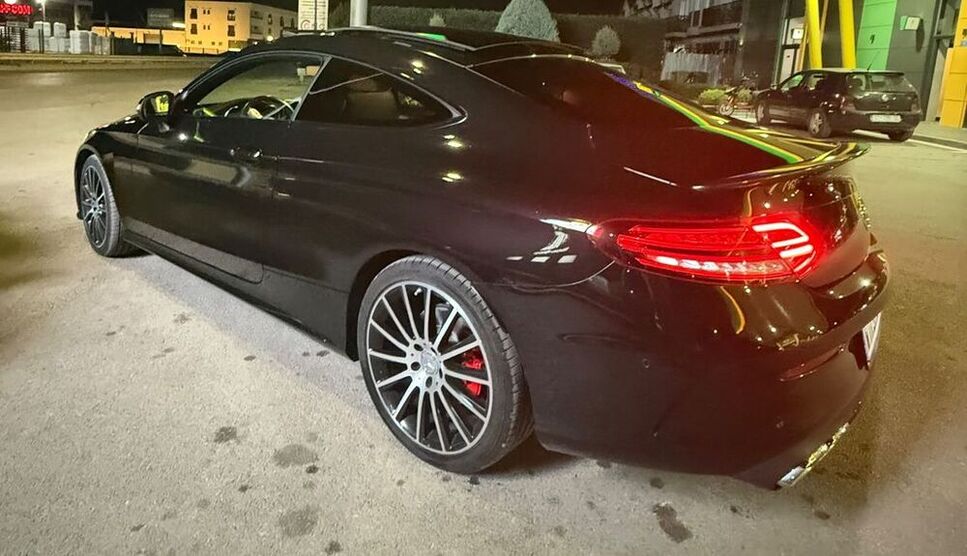 C 300