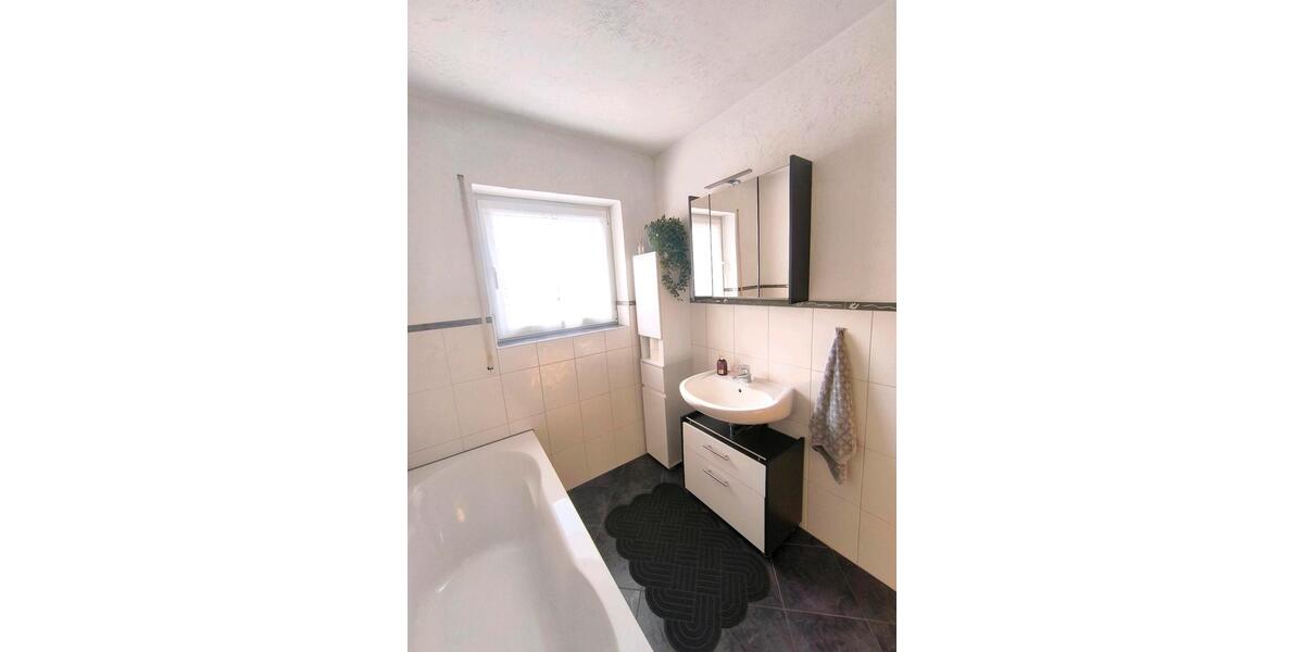 Etagenwohnung Schliengen - 5 Zimmer, 120 m&sup2;, 389.000&euro; | Angebot:27120850