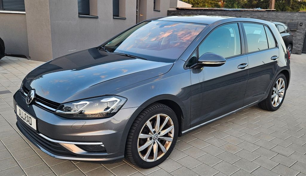 VW Golf 204.600 km 10.700 &euro; Freiburg 79108