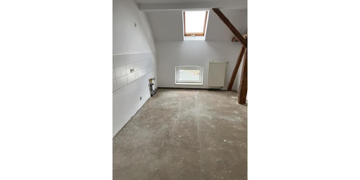 Dachgeschoßwohnung Aschersleben - 3 Zimmer, 92 m&sup2;, 495&euro; | Angebot:26087095