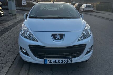 Peugeot 207 61.000 km 7.000 &euro; Aachen 52072