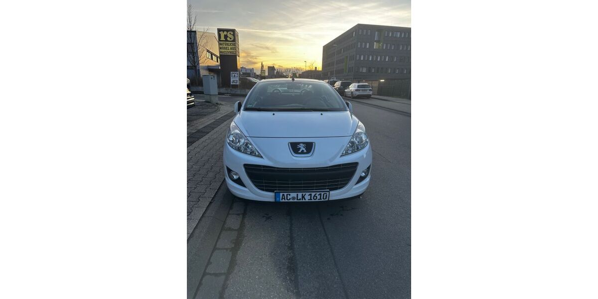 Peugeot 207 61.000 km 7.000 &euro; Aachen 52072