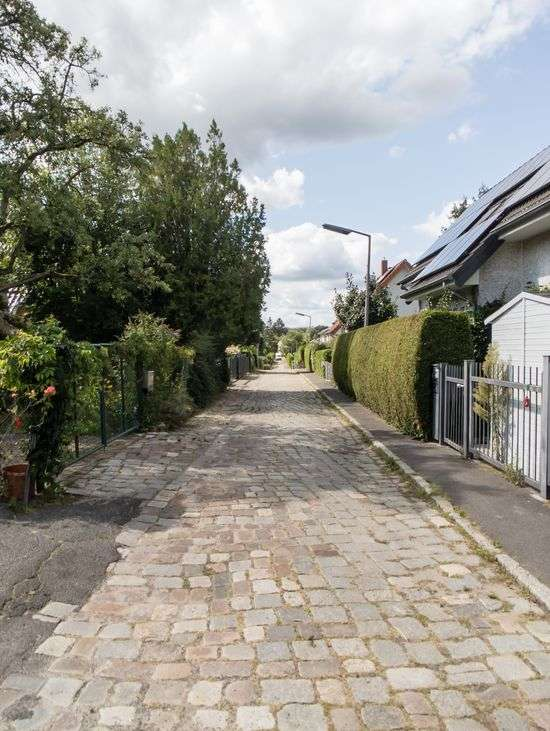 Haus zum Kaufen in Berlin 990.000 € 145 m²