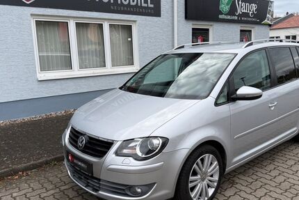 VW Touran 124.800 km 8.499 &euro; Neubrandenburg 17034
