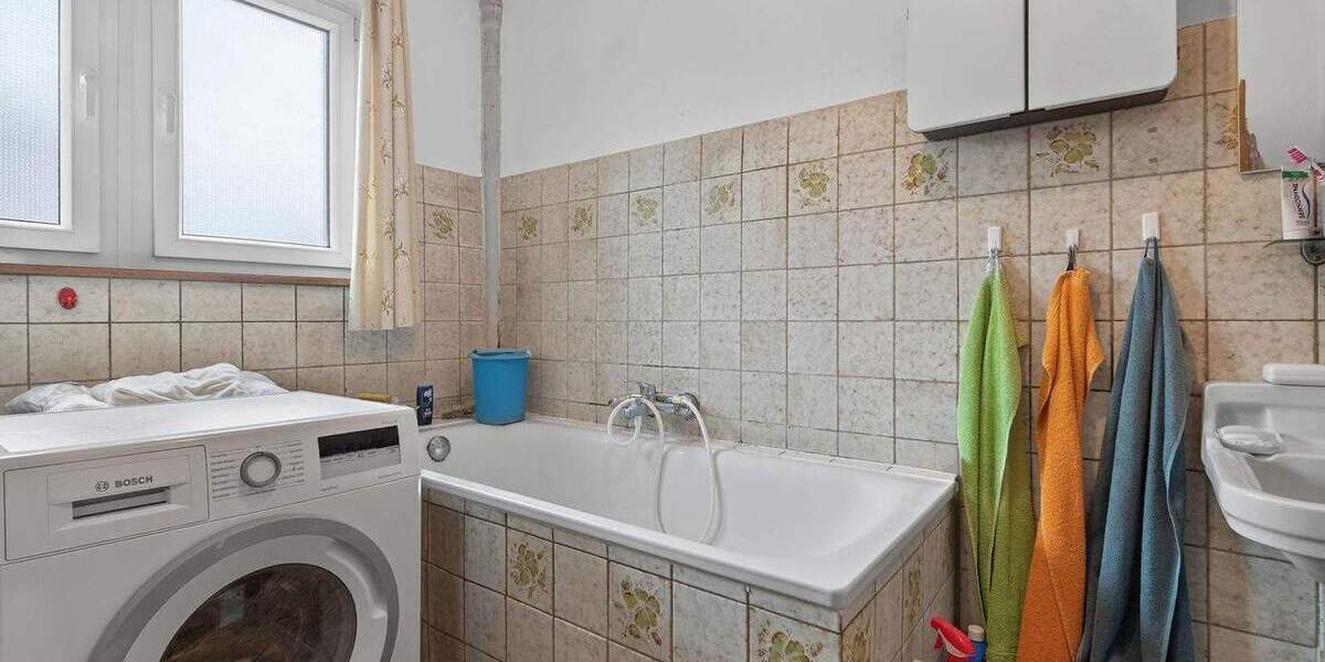 Mehrfamilienhaus, Wohnhaus Ettlingen Spessart - 1 Zimmer, 302 m&sup2;, 589.000&euro; | Angebot:24566169