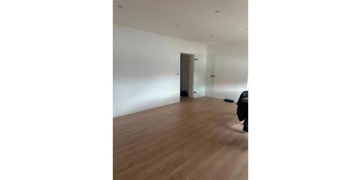 Etagenwohnung Lampertheim - 4 Zimmer, 85 m&sup2;, 1.400&euro; | Angebot:25718511