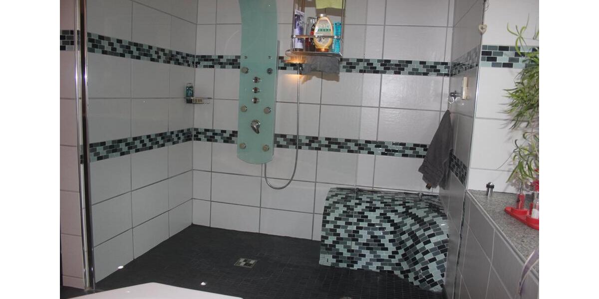 Etagenwohnung Gelsenkirchen Erle - 5 Zimmer, 180 m&sup2;, 240.000&euro; | Angebot:26020590