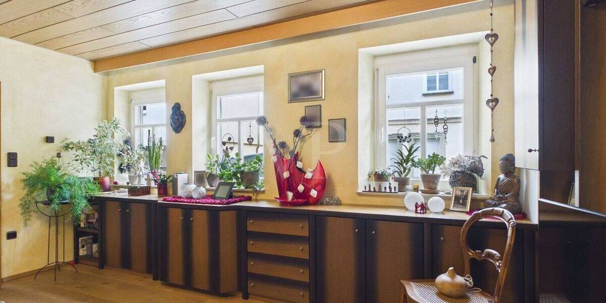 Einfamilienhaus Haßfurt - 8 Zimmer, 234 m&sup2;, 395.000&euro; | Angebot:26751043