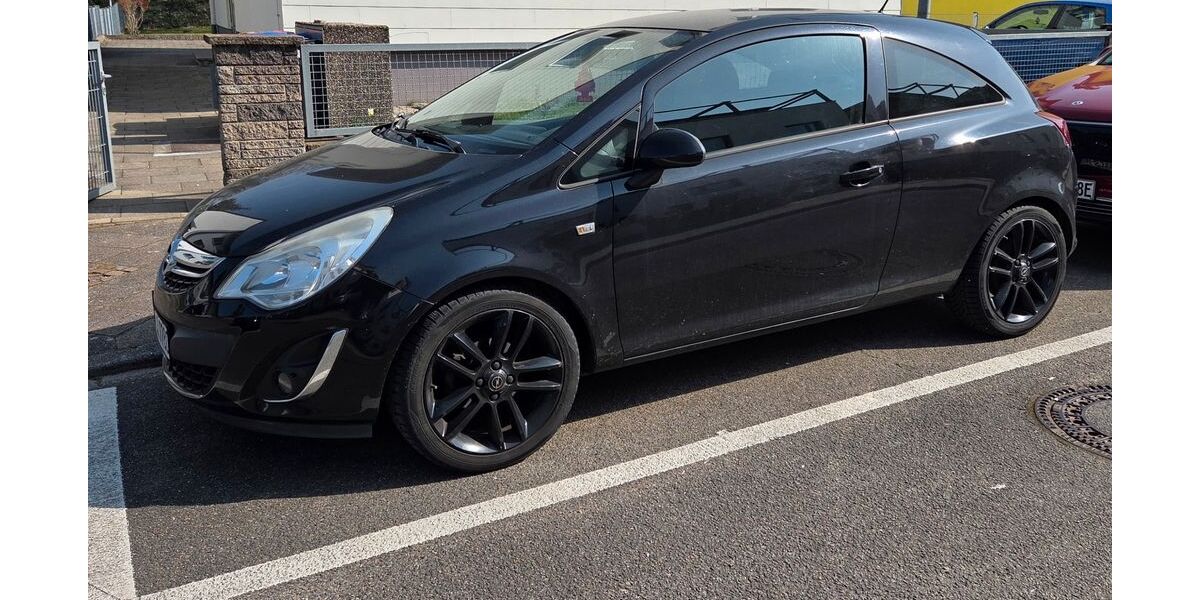 Opel Corsa 105.000 km 4.000 &euro; Karlsruhe 76187