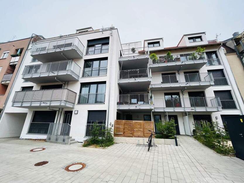 Moderne 2-Zimmer-Wohnung mit Einbauküche und großem Balkon! 2 zimmer