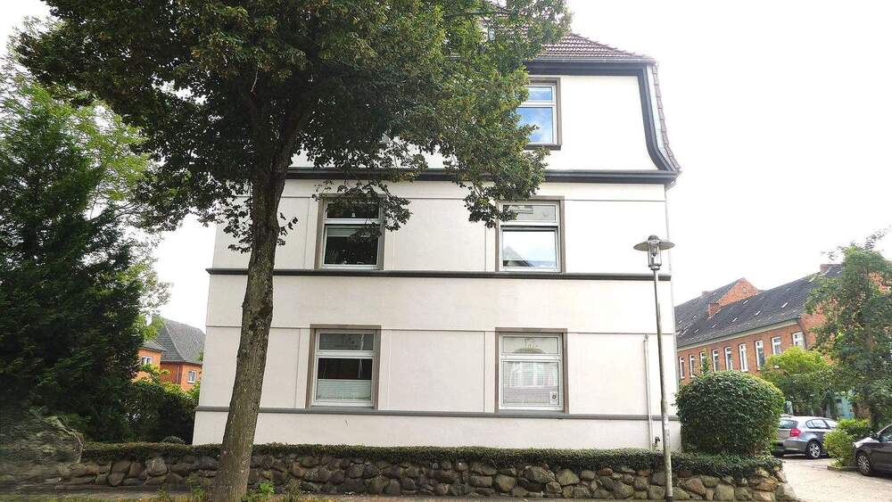 Wunderschöne Paxis in hervorragender Lage 8 zimmer