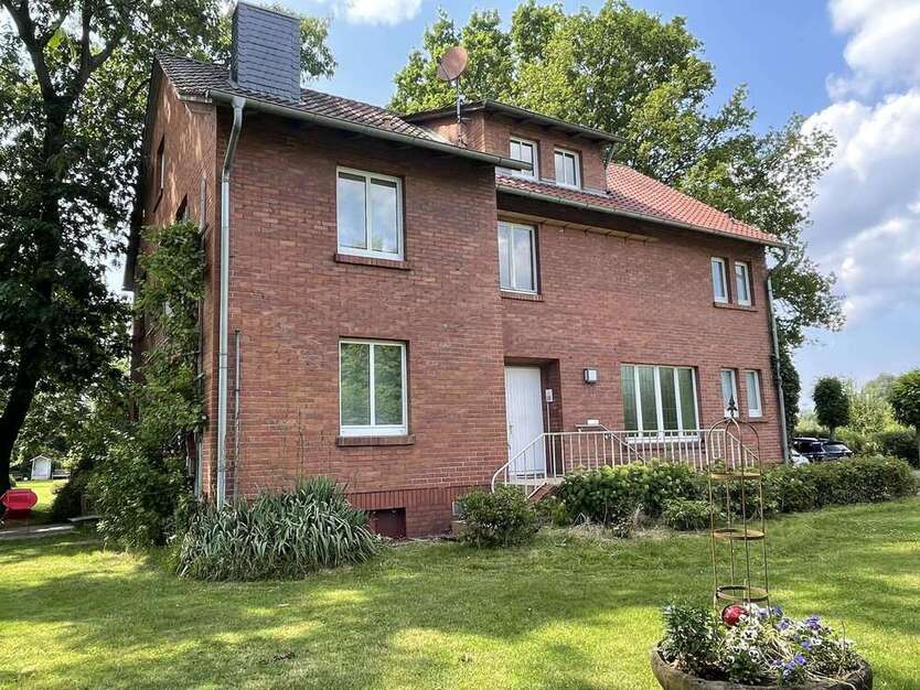 Haus zum Kaufen in Petershagen 348.000 € 250 m²