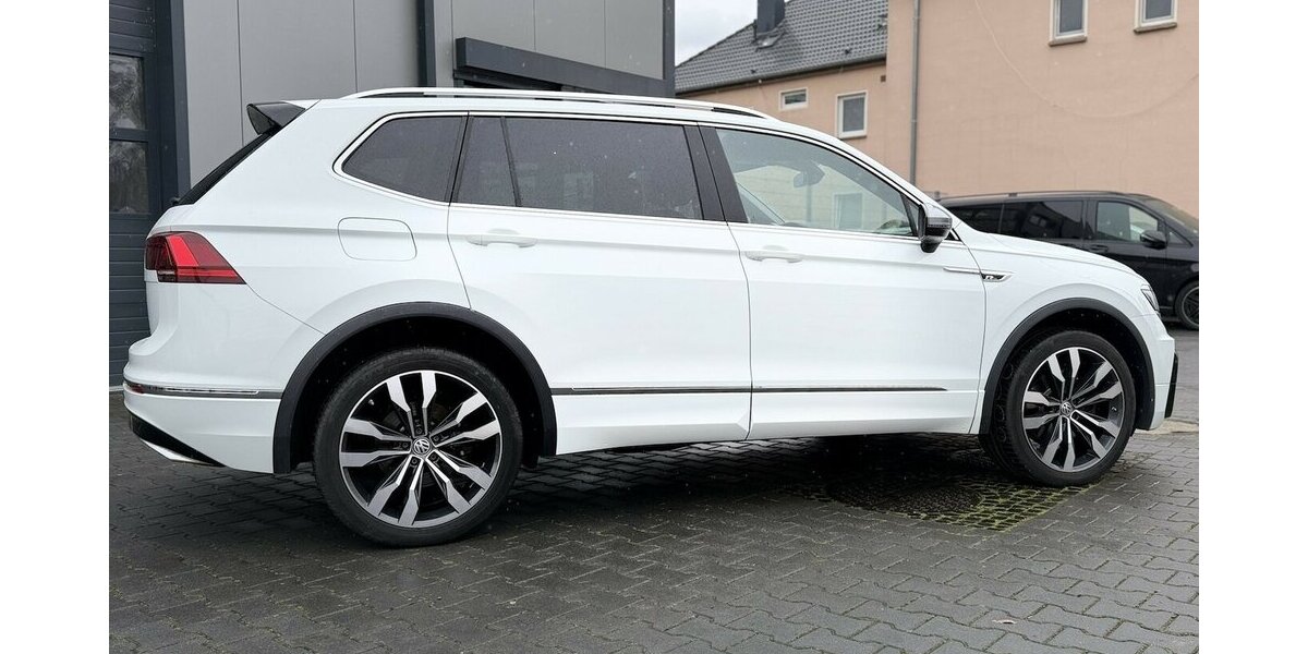 VW Tiguan Allspace R- line/ 4Motion/ 240PS/ PANO 99.000 km 31.900 &euro; Mönchengladbach 41066