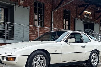 Porsche 924 221.000 km 10.999 &euro; Ellerau 25479