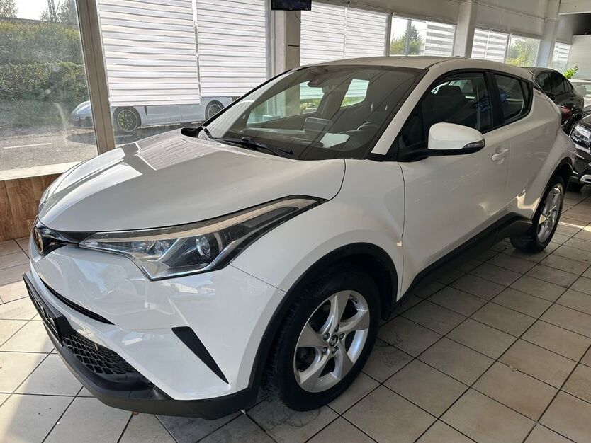 Toyota C-HR 81.000 km 17.500 € Bonn 53119
