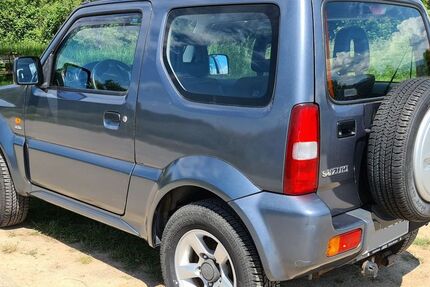 Suzuki Jimny 99.000 km 8.499 &euro; Schiltach 77761