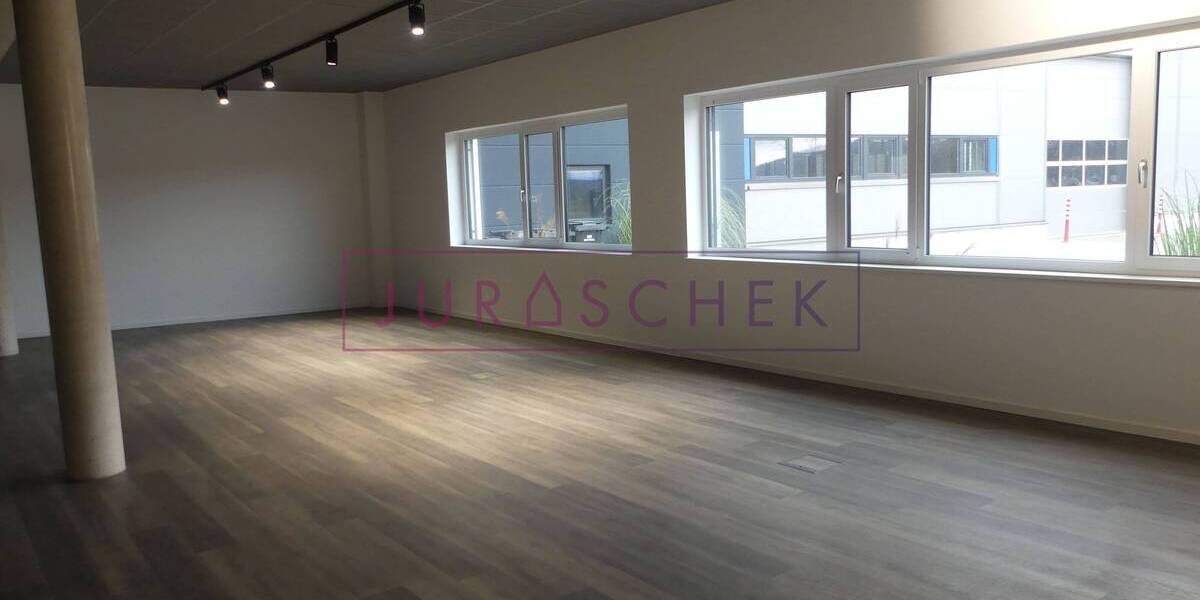 Gewerbeobjekt Hilpoltstein - 8 Zimmer, 385 m&sup2;, 3.080&euro; | Angebot:25696411