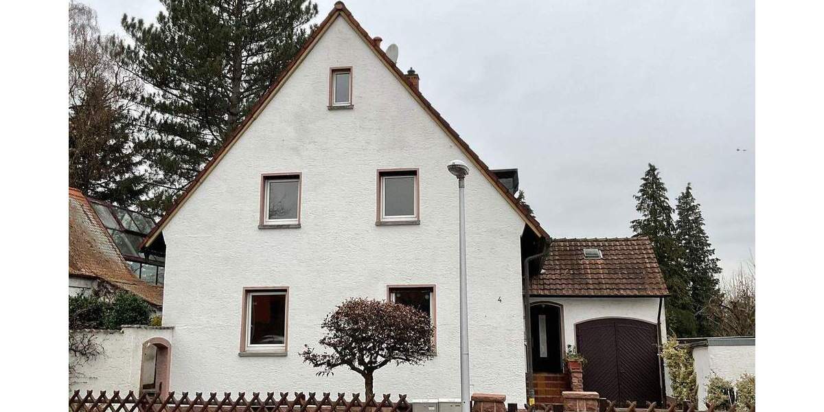 Großes zentralgelegenes Einfamilienhaus in Hanau 1 zimmer