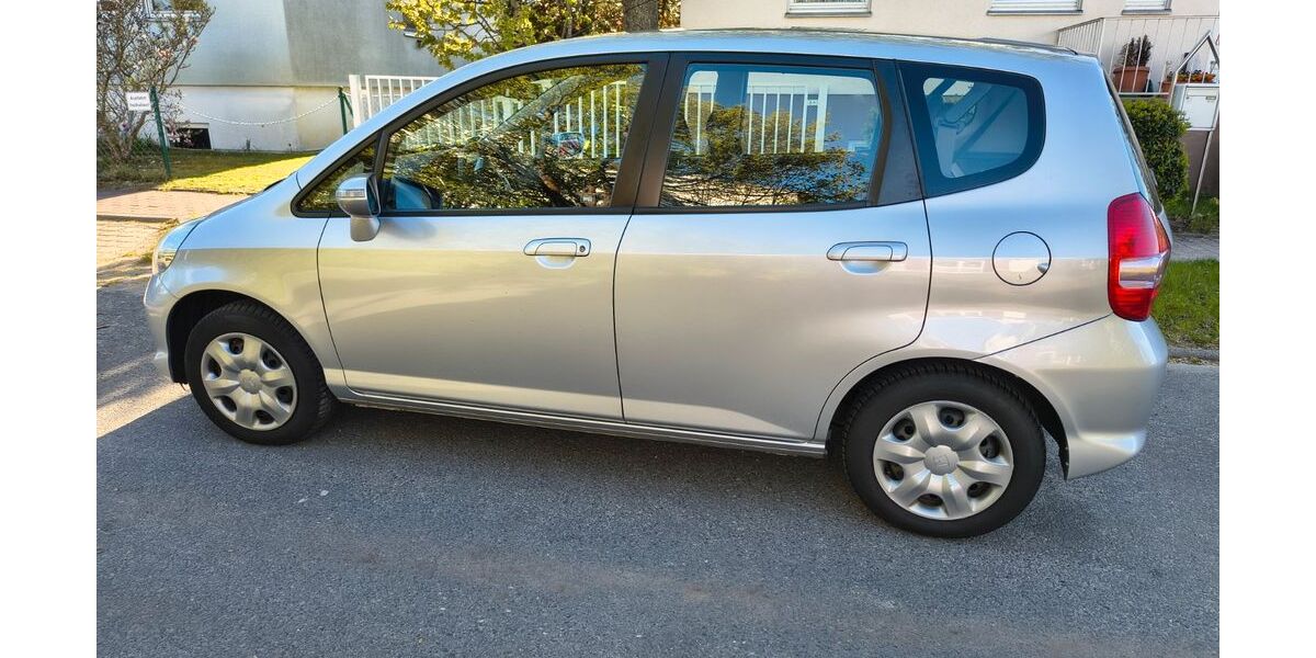Honda Jazz 191.527 km 1.200 &euro; Zossen 15806