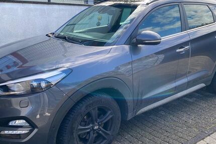 Hyundai TUCSON 99.843 km 16.400 &euro; Wuppertal 42329