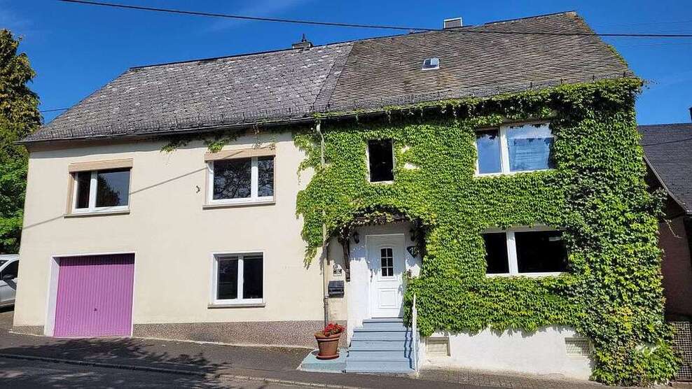 Haus zum Kaufen in Mörschied 165.000 € 168 m²