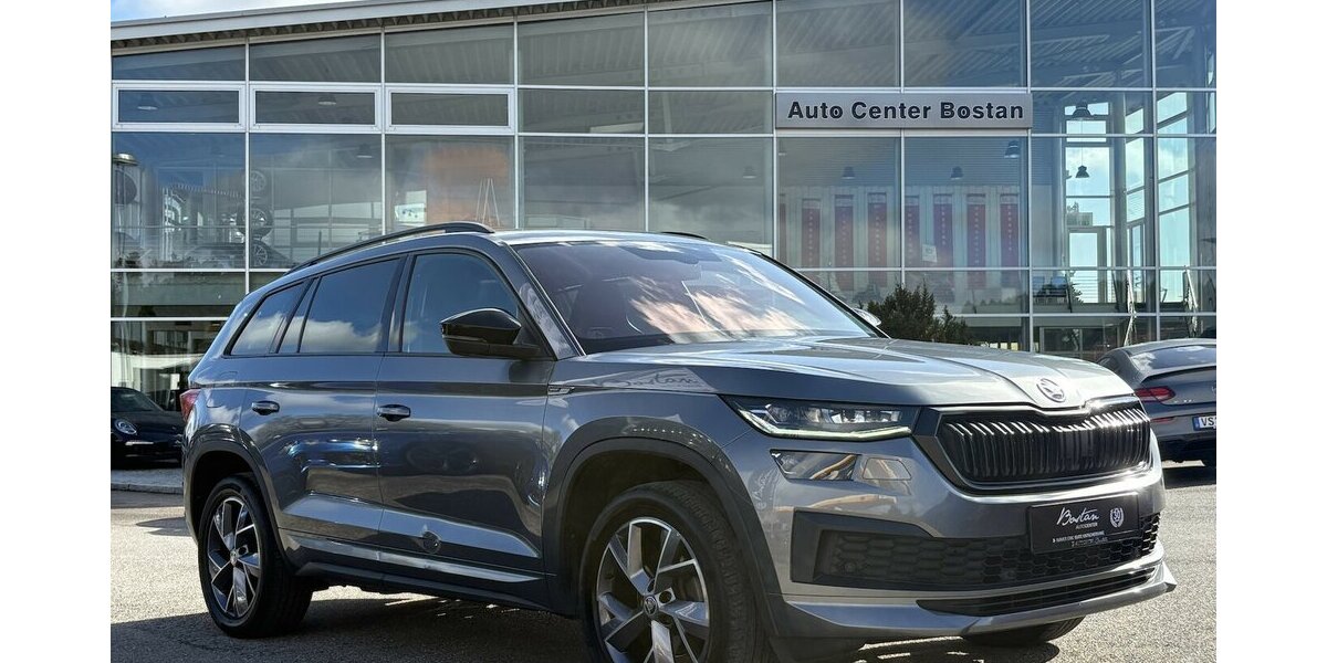 Skoda Kodiaq 1.5 TSI Sportline PANO/KAMERA/ACC/7.SITZ 109.668 km 28.900 &euro; Villingen-Schwenningen 78054