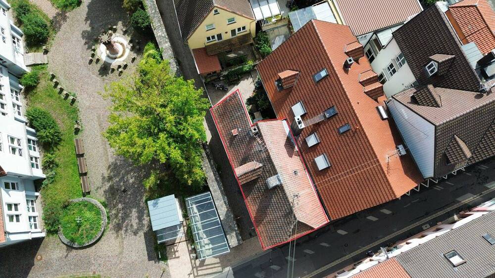 Einfamilienhaus Karlstadt - 6 Zimmer, 106 m&sup2;, 98.000&euro; | Angebot:25743797