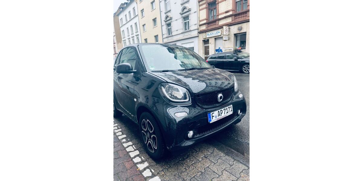 Smart ForTwo 41.000 km 14.300 &euro; Frankfurt 60486