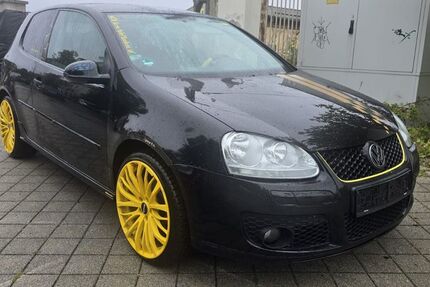 VW Golf 150.000 km 1.990 € Leipzig - Ost 04328