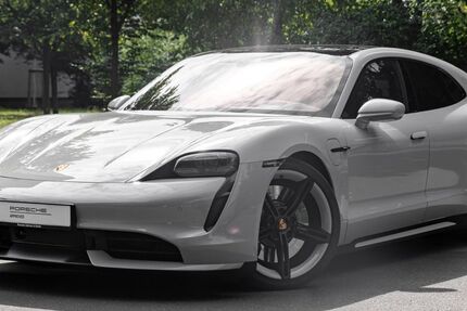 Porsche Taycan 37.941 km 92.430 € Berlin 10587