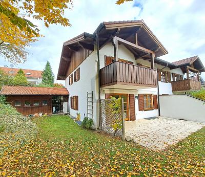 IHR NEUES ZUHAUSE FÜR DIE GANZE FAMILIE - Doppelhaushälfte Utting am Ammersee | Angebot:26421189