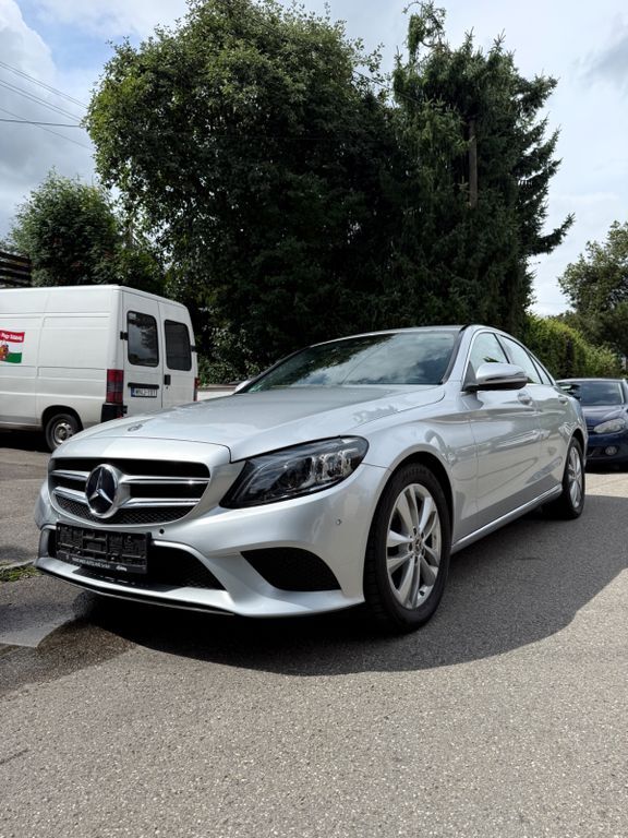 Mercedes-Benz C 220 155.000 km 22.000 € Althegnenberg 82278