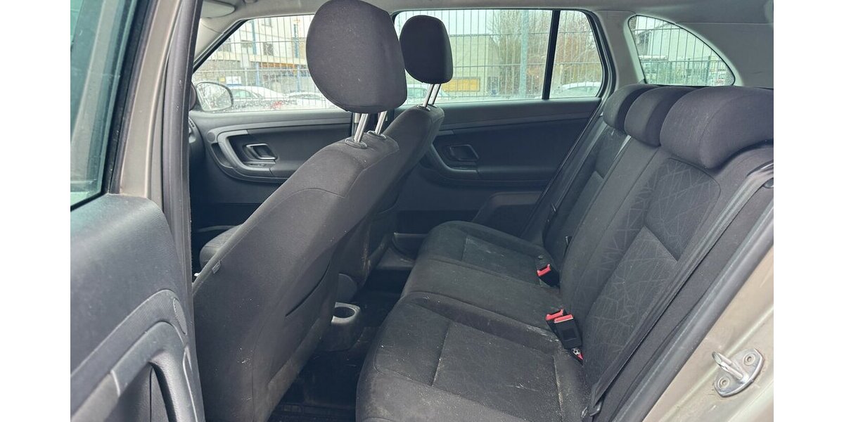 Skoda Fabia Ambiente Family 5J 188.000 km 1.999 &euro; Hamburg 22339