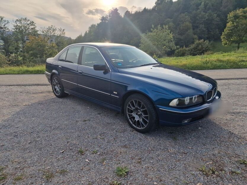 BMW 520 168.000 km 5.350 € Oberwolfach 77709