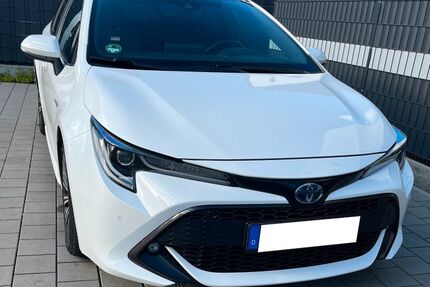 Toyota Corolla 68.000 km 22.900 € Riedstadt 64560