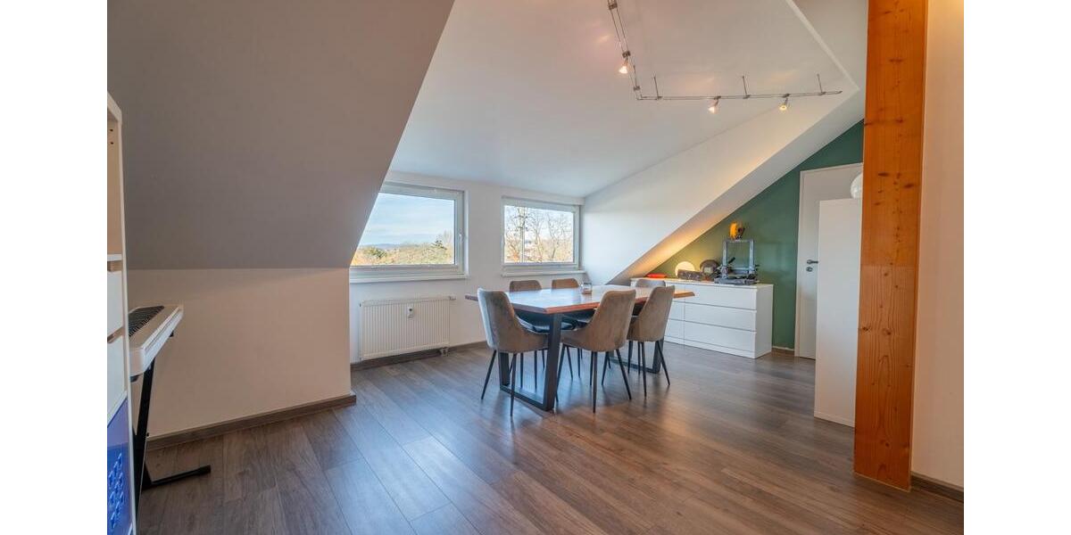 Dachgeschoßwohnung Wiesbaden Mainz-Amöneburg - 2 Zimmer, 104 m&sup2;, 1.710&euro; | Angebot:25975106